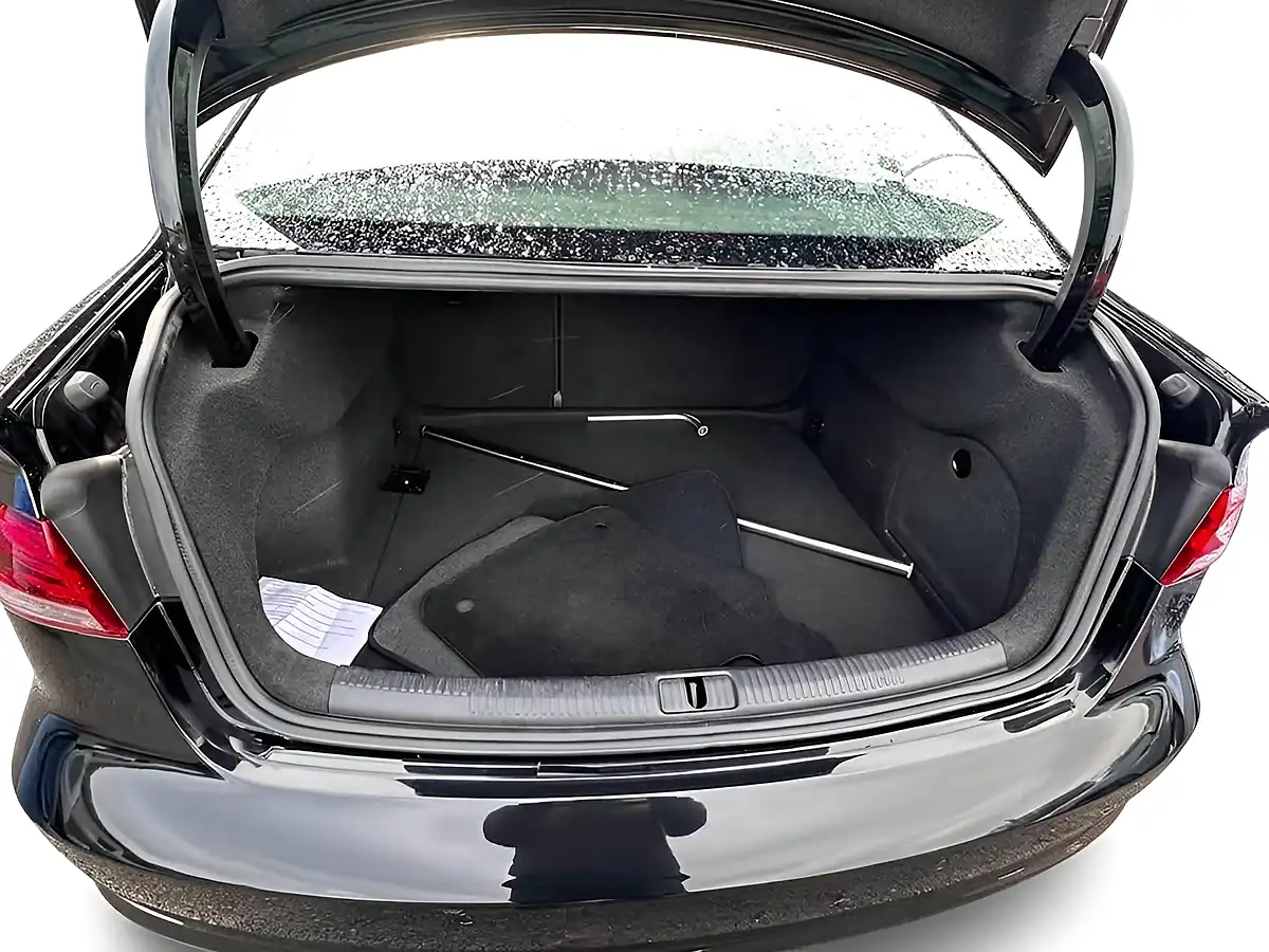 Used 2015 Audi A3 Sport Black - Interior and Exterior details 9