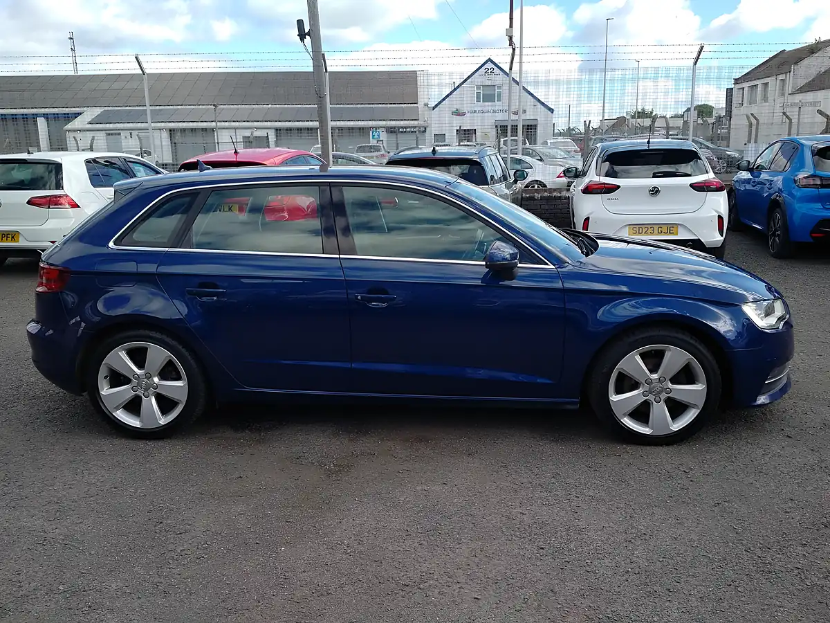 Used 2015 Audi A3 Sport Blue - Interior and Exterior details 8