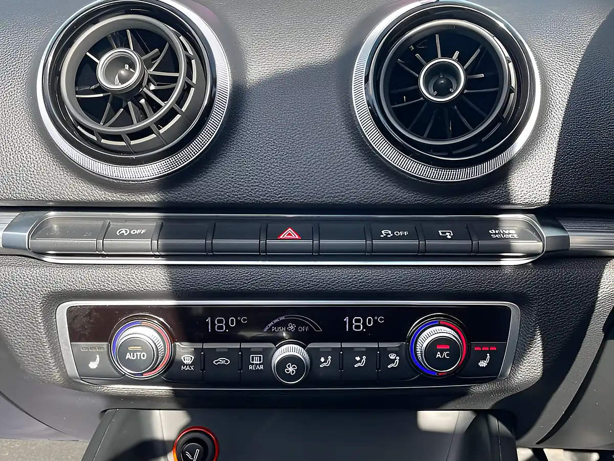Used 2015 Audi A3 Sport Blue - Interior and Exterior details 17
