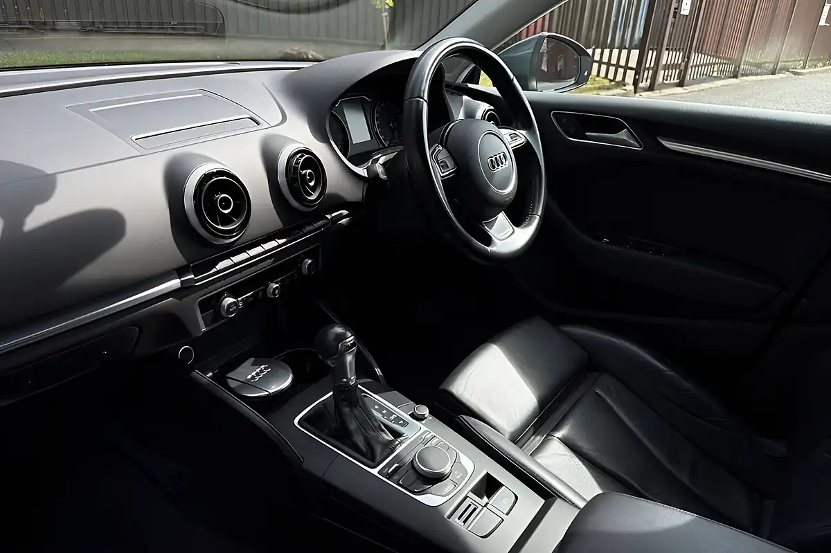 Used 2015 Audi A3 Sport Grey - Interior and Exterior details 10