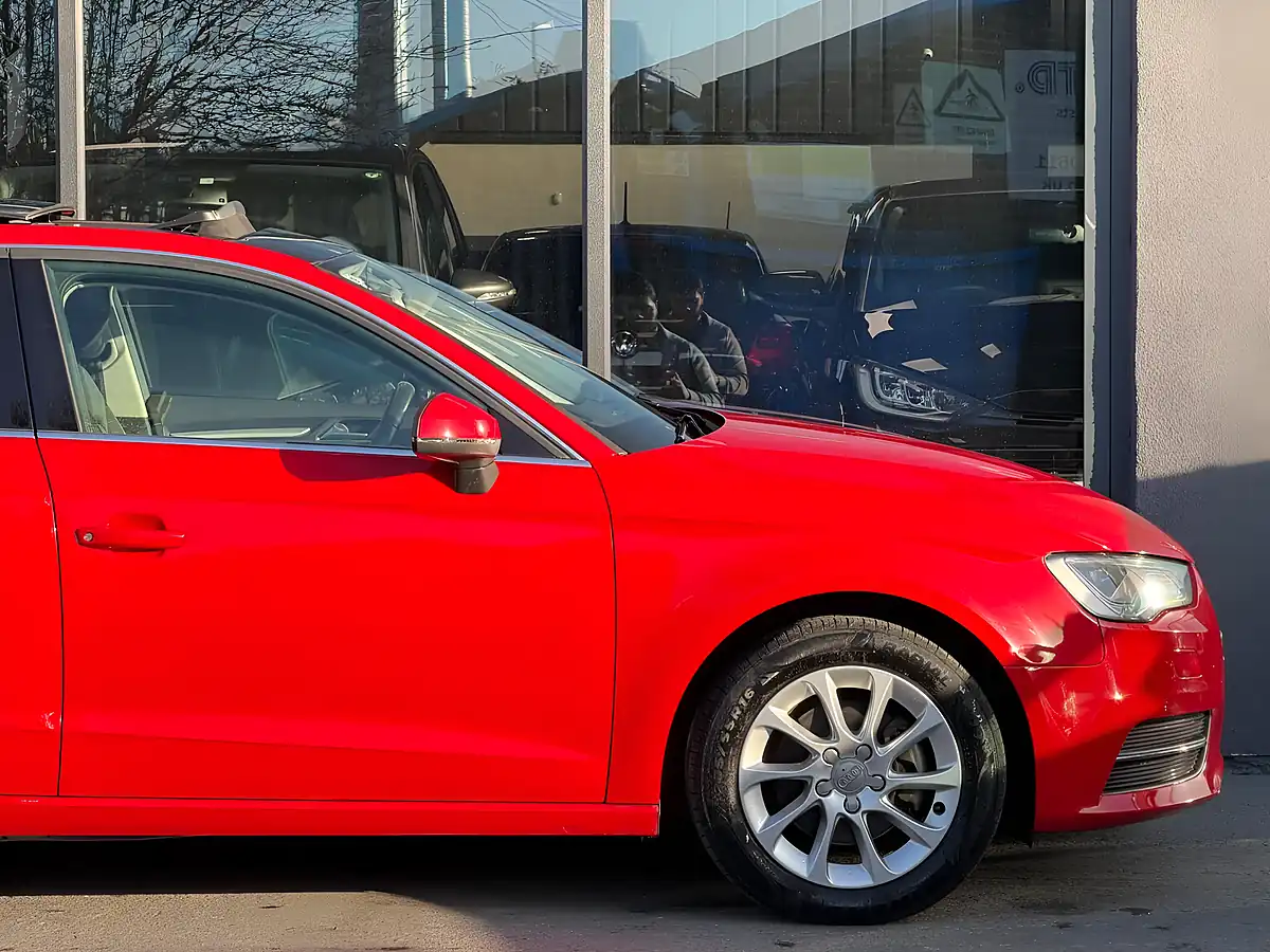 Used 2015 Audi A3 Sport Red - Interior and Exterior details 9