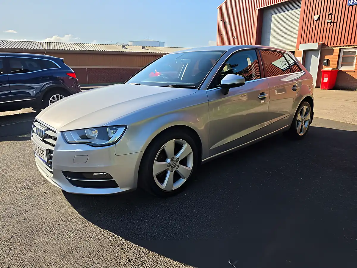 Used 2015 Audi A3 Sport Silver - Interior and Exterior details 3