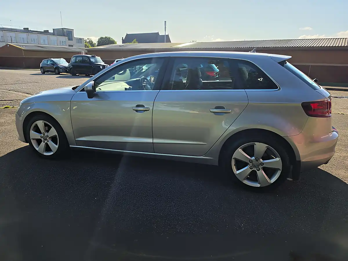 Used 2015 Audi A3 Sport Silver - Interior and Exterior details 7