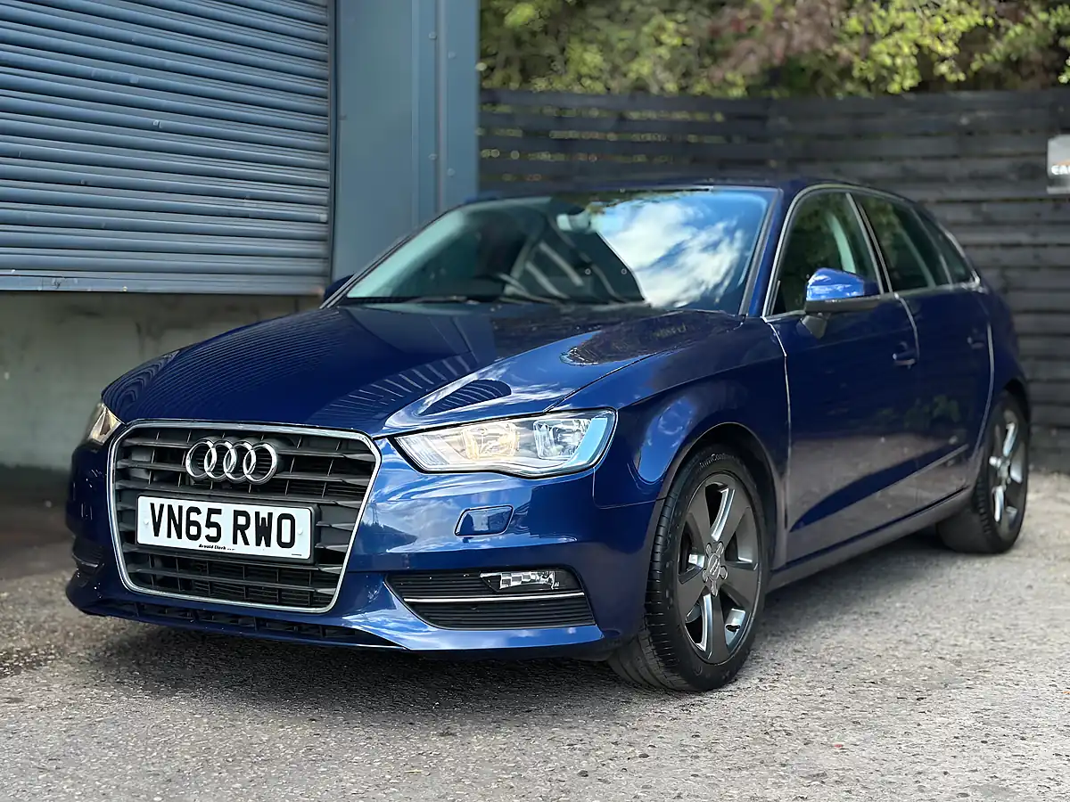 Used 2015 Audi A3 Sport Sportback Blue - Interior and Exterior details 4