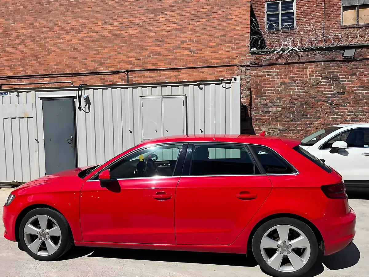 Used 2015 Audi A3 Sport Sportback Red - Interior and Exterior details 4