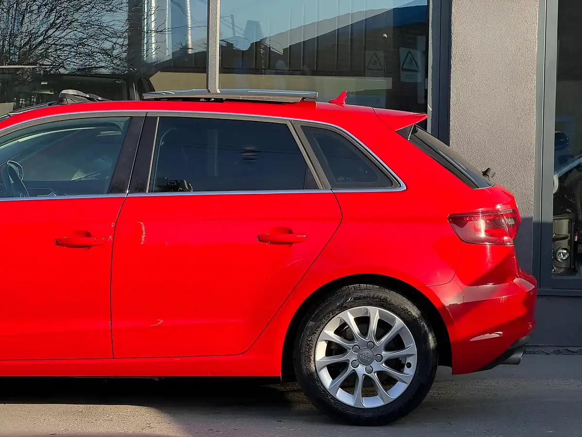 Used 2015 Audi A3 Sport Sportback Red - Interior and Exterior details 3