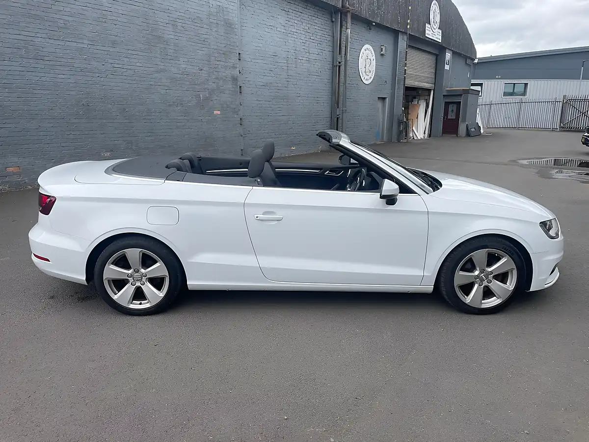 Used 2015 Audi A3 Sport White - Interior and Exterior details 16