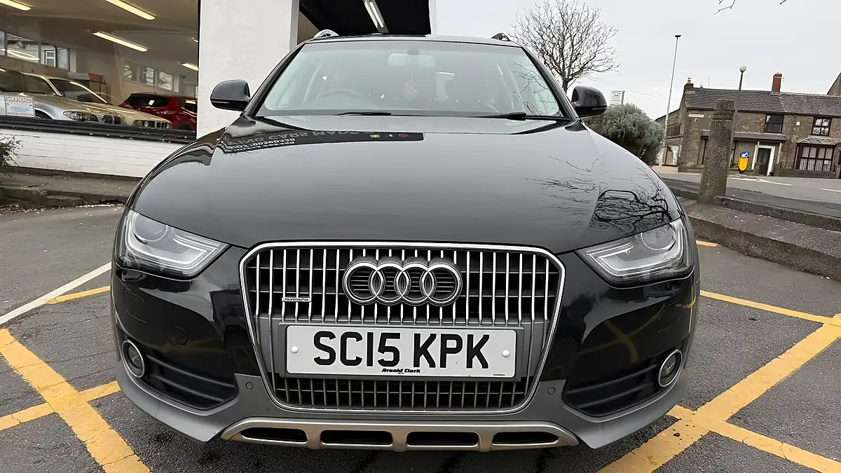 Used 2015 Audi A4 Allroad Black - Interior and Exterior details 2