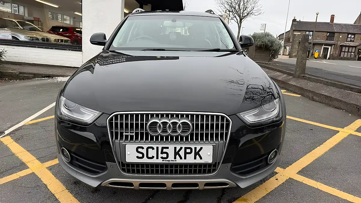 Used 2015 Audi A4 Allroad Black - Interior and Exterior details 6