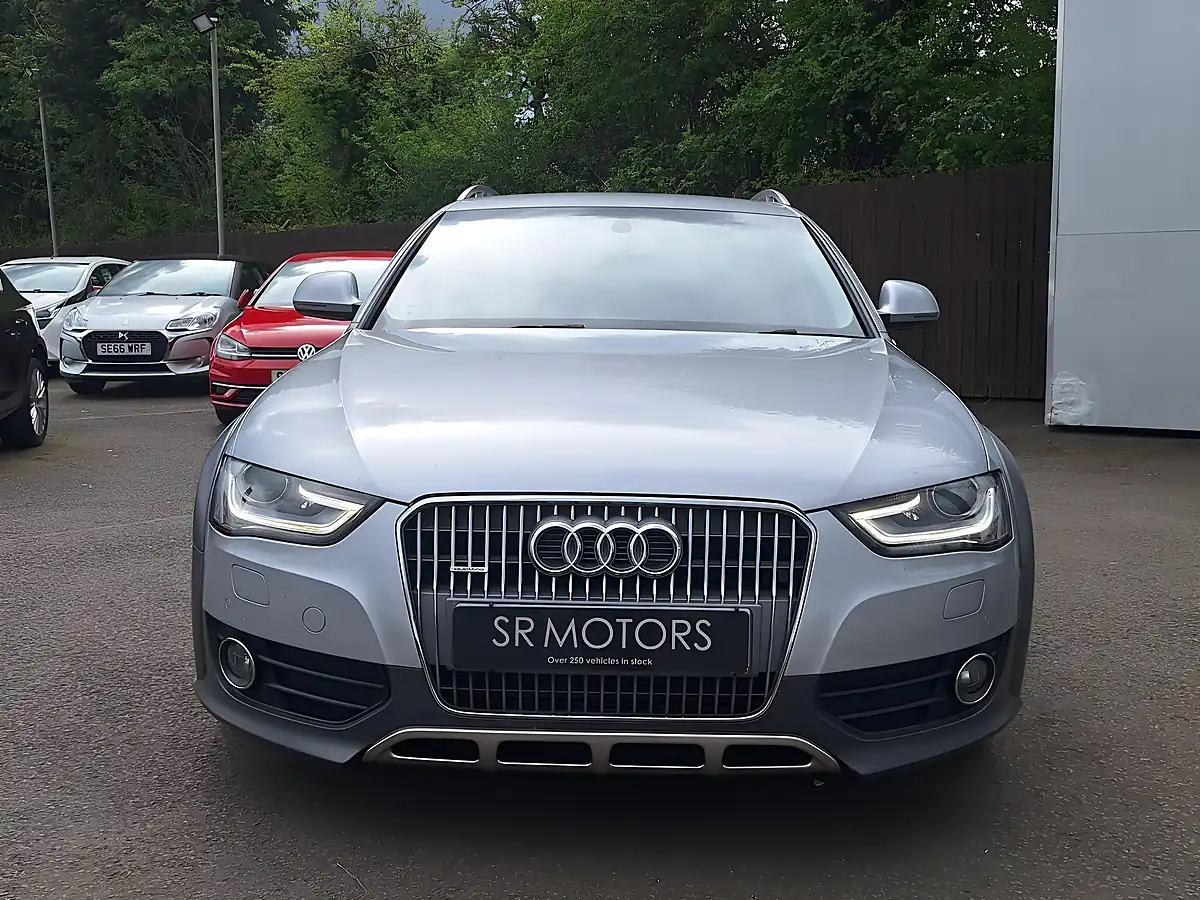 Used 2015 Audi A4 Allroad Sport Silver - Interior and Exterior details 2