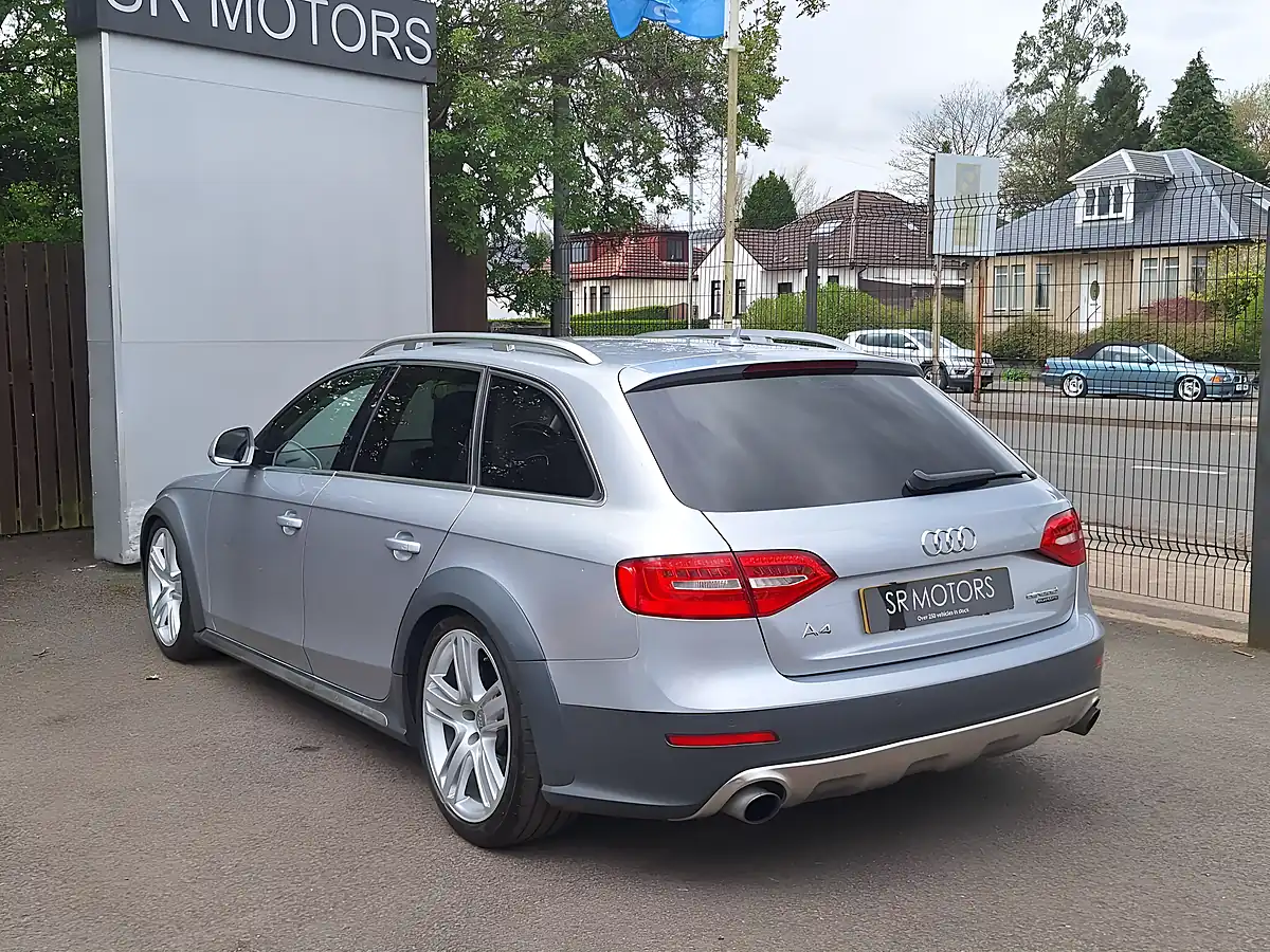 Used 2015 Audi A4 Allroad Sport Silver - Interior and Exterior details 4