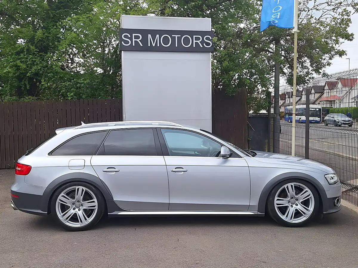 Used 2015 Audi A4 Allroad Sport Silver - Interior and Exterior details 6