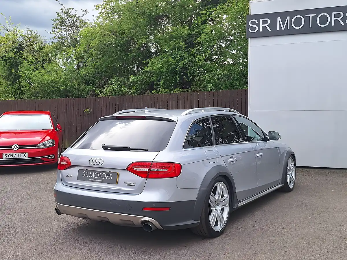 Used 2015 Audi A4 Allroad Sport Silver - Interior and Exterior details 8