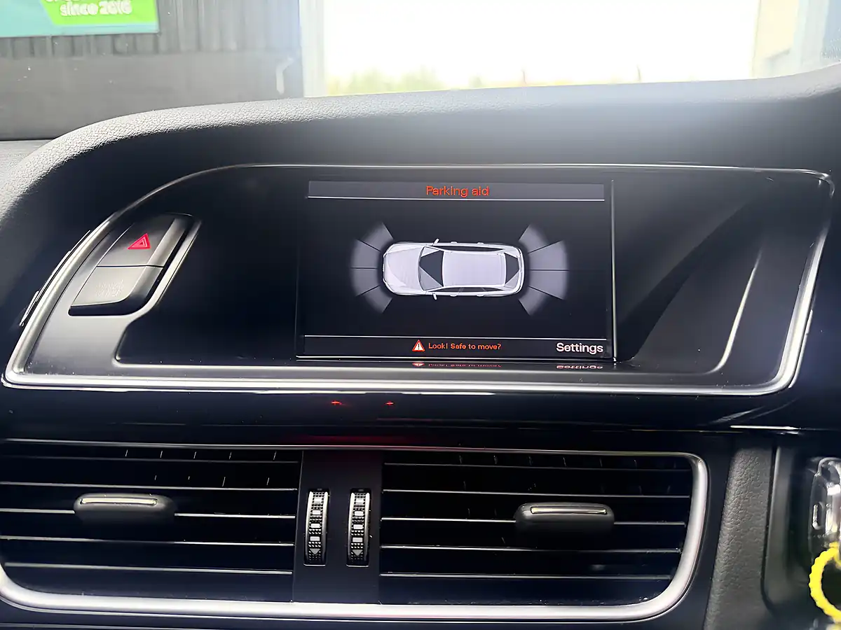 Used 2015 Audi A4 Avant Black Edition Blue - Interior and Exterior details 20