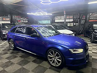 Used 2015 Audi A4 Avant Black Edition Blue - Interior and Exterior details 3