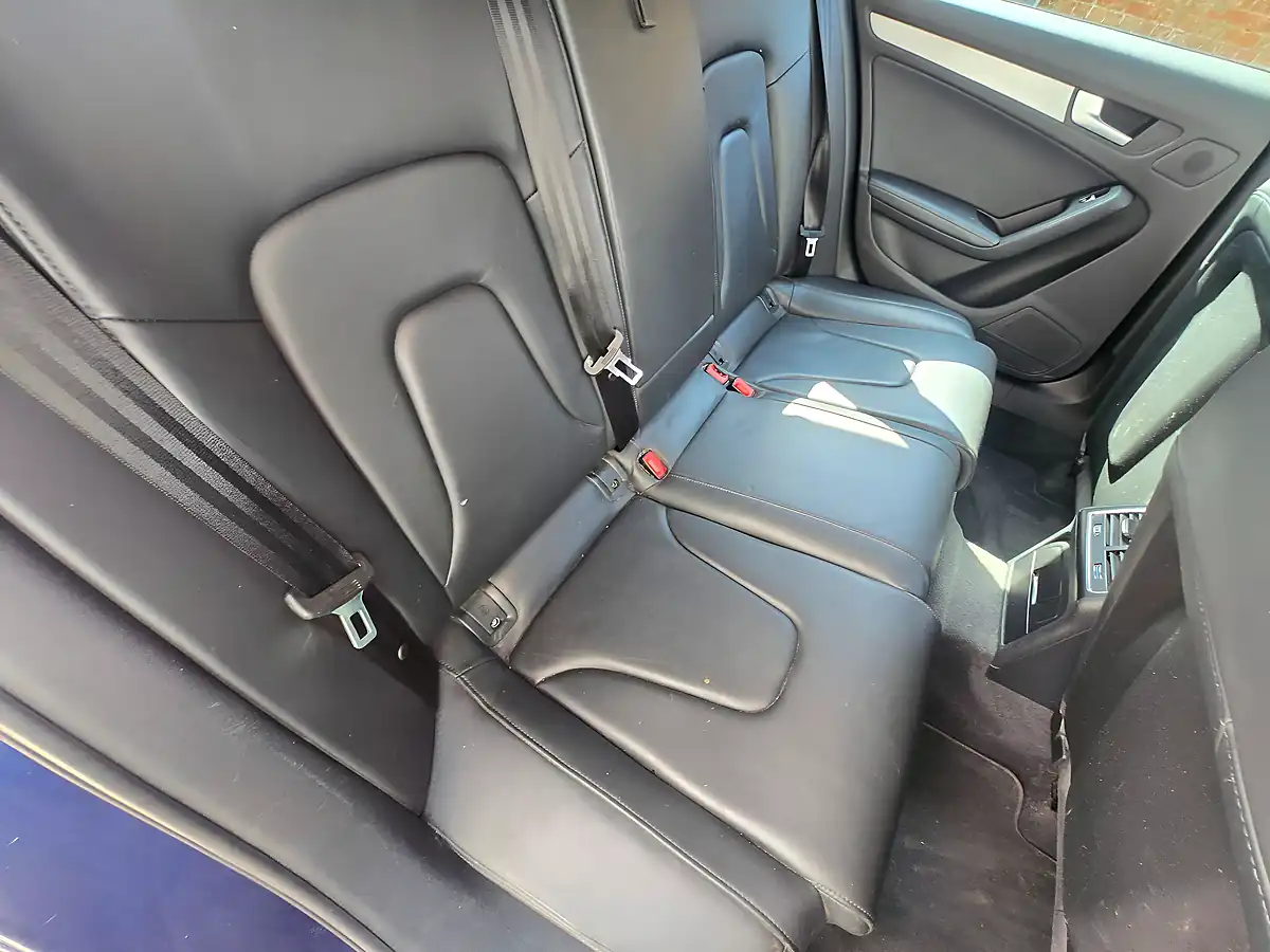 Used 2015 Audi A4 Avant S Line Blue - Interior and Exterior details 16