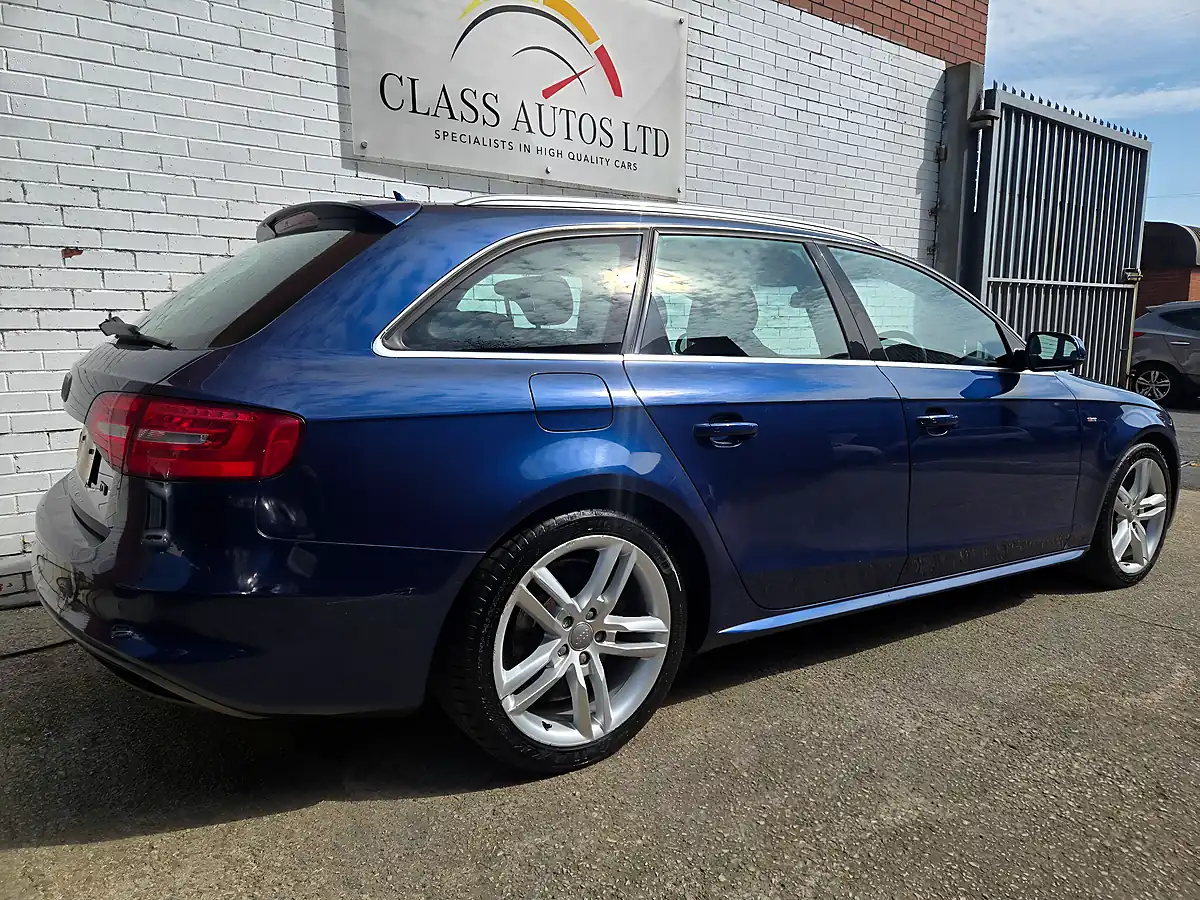 Used 2015 Audi A4 Avant S Line Blue - Interior and Exterior details 9
