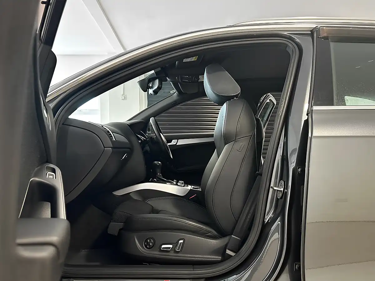 Used 2015 Audi A4 Avant S Line Grey - Interior and Exterior details 16