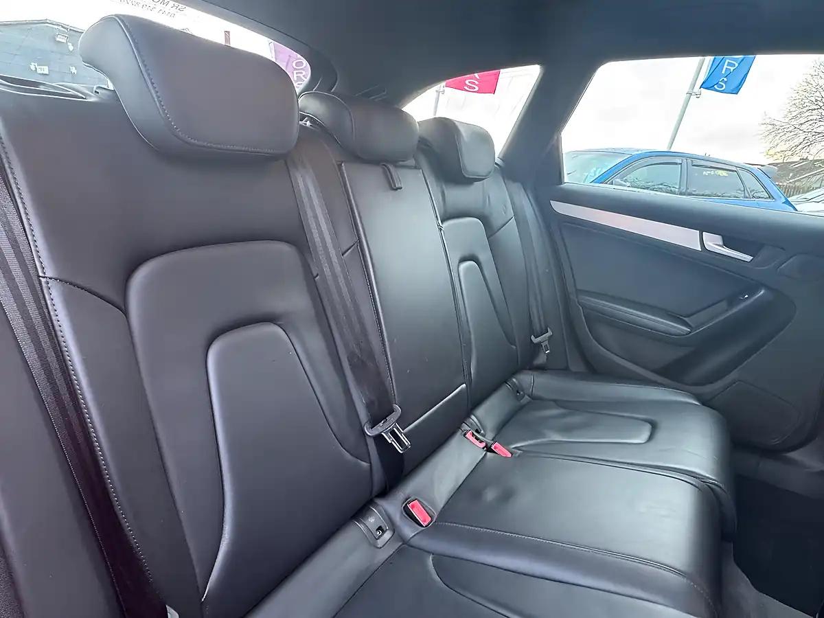 Used 2015 Audi A4 Avant S Line Red - Interior and Exterior details 10