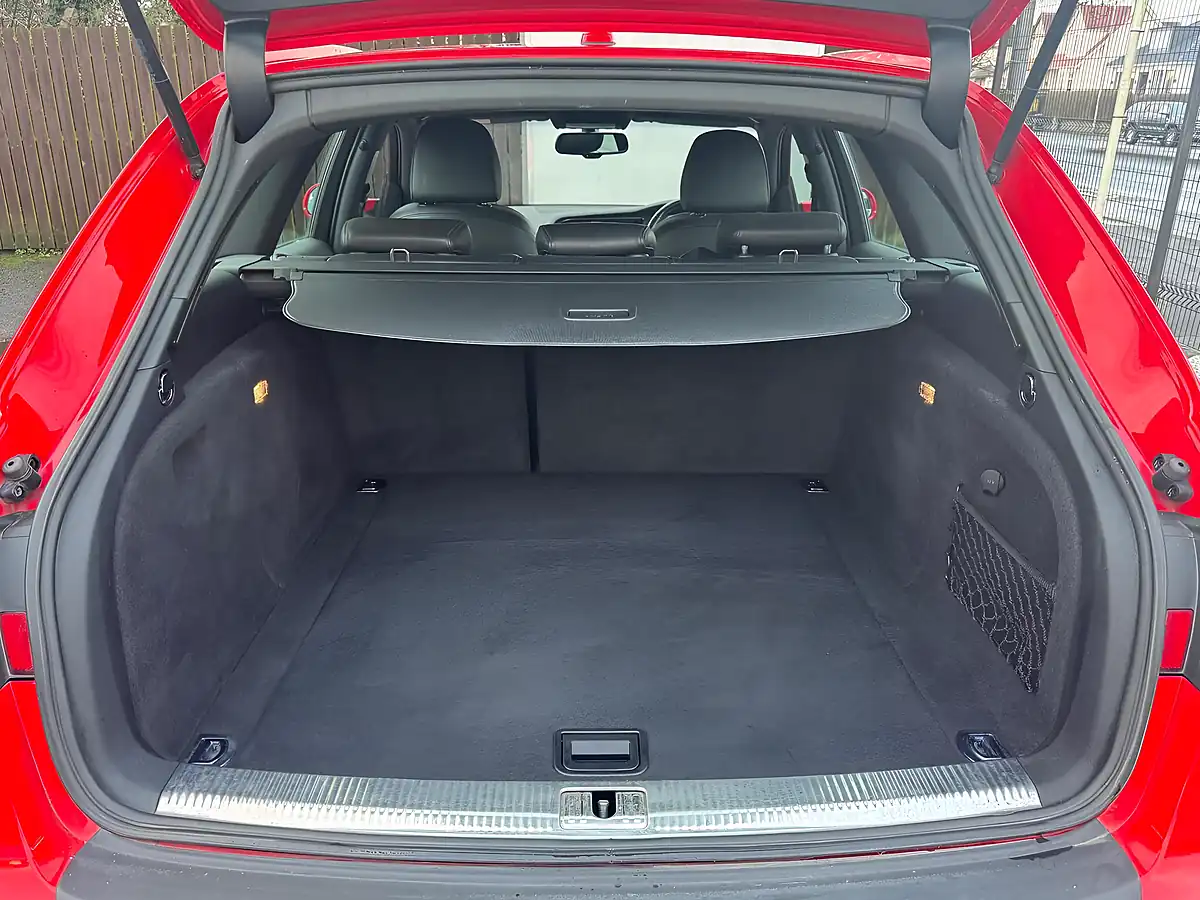 Used 2015 Audi A4 Avant S Line Red - Interior and Exterior details 17