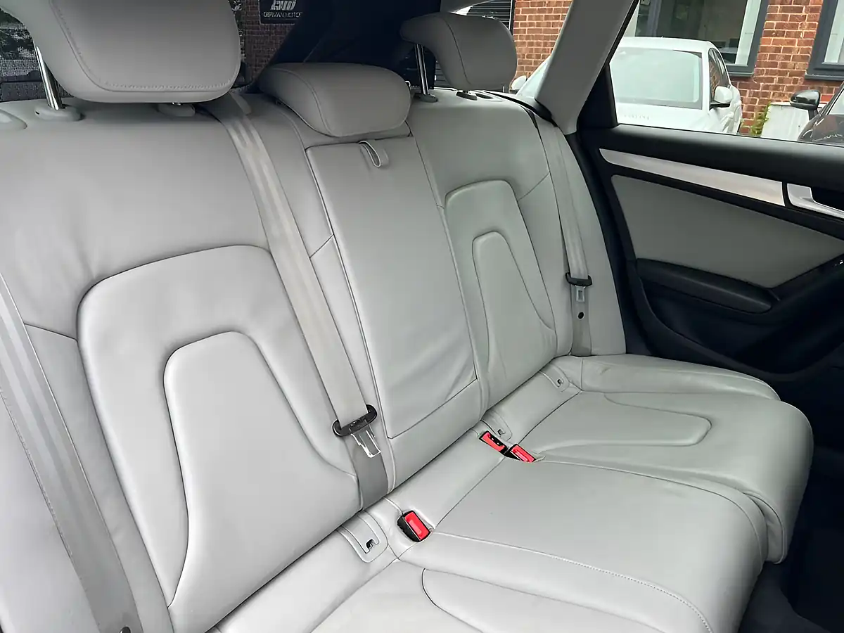 Used 2015 Audi A4 Avant Se Technik Black - Interior and Exterior details 19
