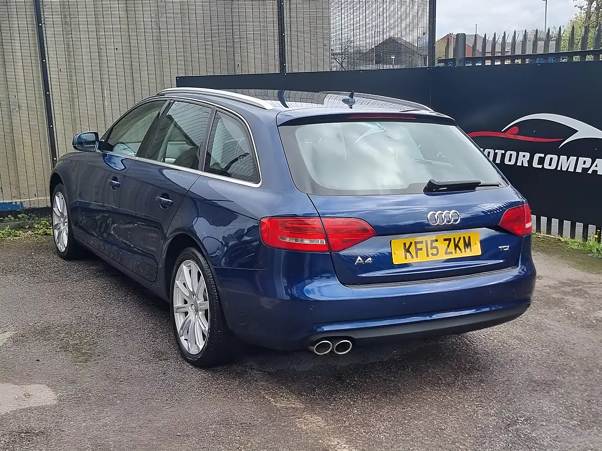 Used 2015 Audi A4 Avant Se Technik Blue - Interior and Exterior details 6