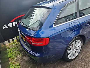 Used 2015 Audi A4 Avant Se Technik Blue - Interior and Exterior details 9