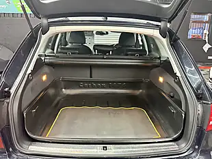 Used 2015 Audi A4 Avant Se Technik Blue - Interior and Exterior details 14