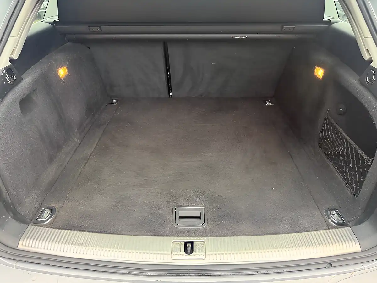 Used 2015 Audi A4 Avant Se Technik Silver - Interior and Exterior details 20