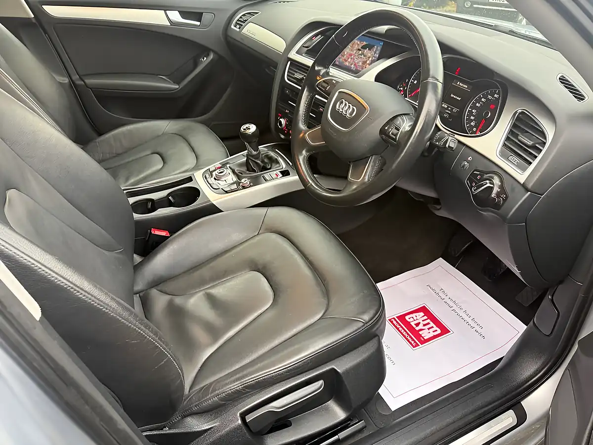 Used 2015 Audi A4 Avant Se Technik Silver - Interior and Exterior details 8