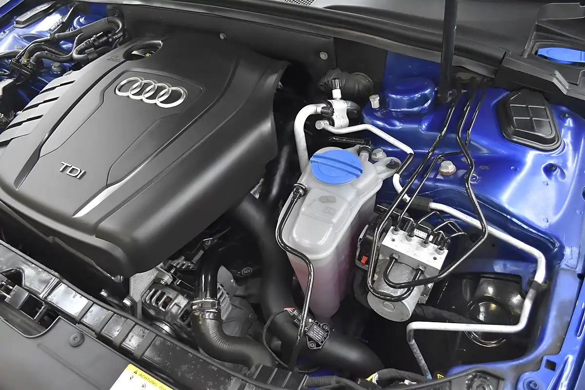 Used 2015 Audi A4 Black Edition Plus Sprint Blue Metallic - Interior and Exterior details 14