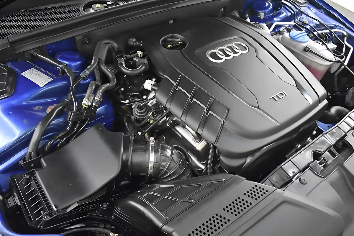 Used 2015 Audi A4 Black Edition Plus Sprint Blue Metallic - Interior and Exterior details 9