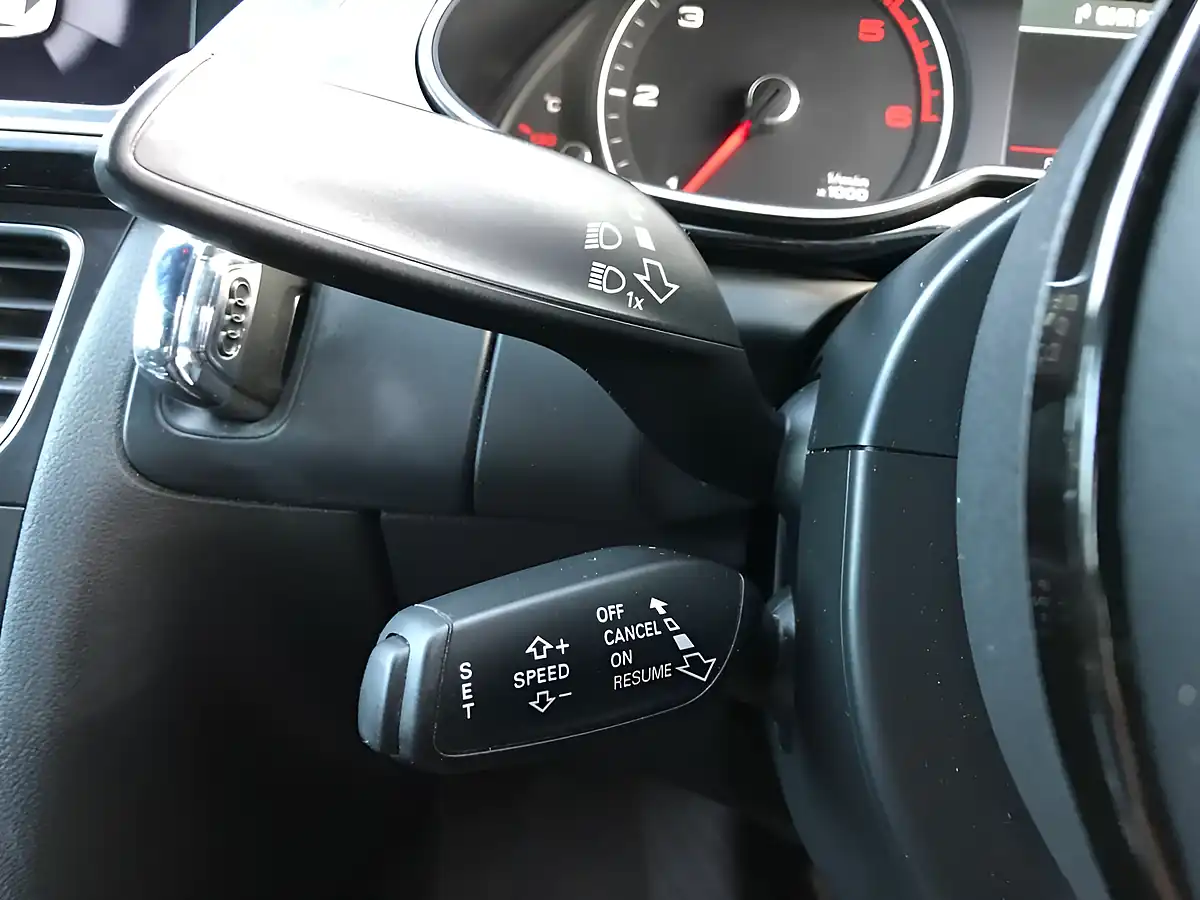 Used 2015 Audi A4 Black Edition S-Line Misano Red - Interior and Exterior details 19