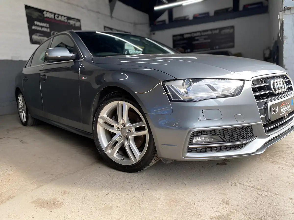 Used 2015 Audi A4 S Line Grey - Front View