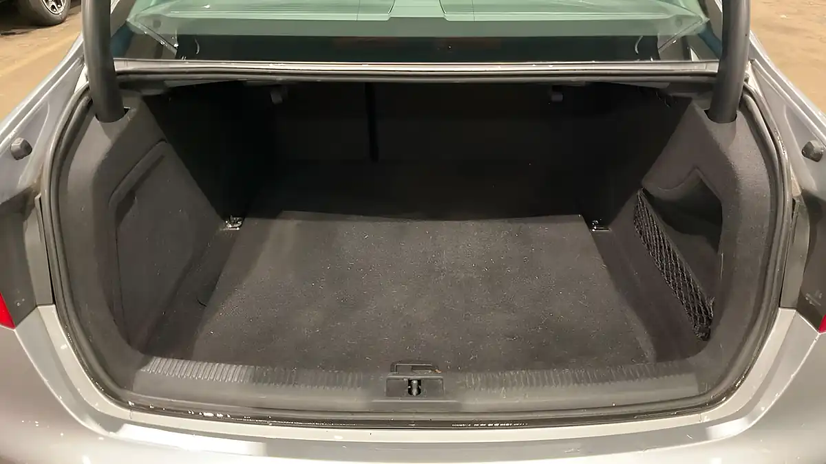Used 2015 Audi A4 Se Technik Silver - Interior and Exterior details 9