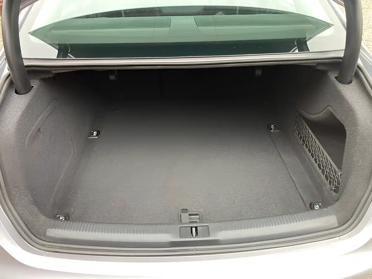 Used 2015 Audi A4 Se Technik Silver - Interior and Exterior details 10