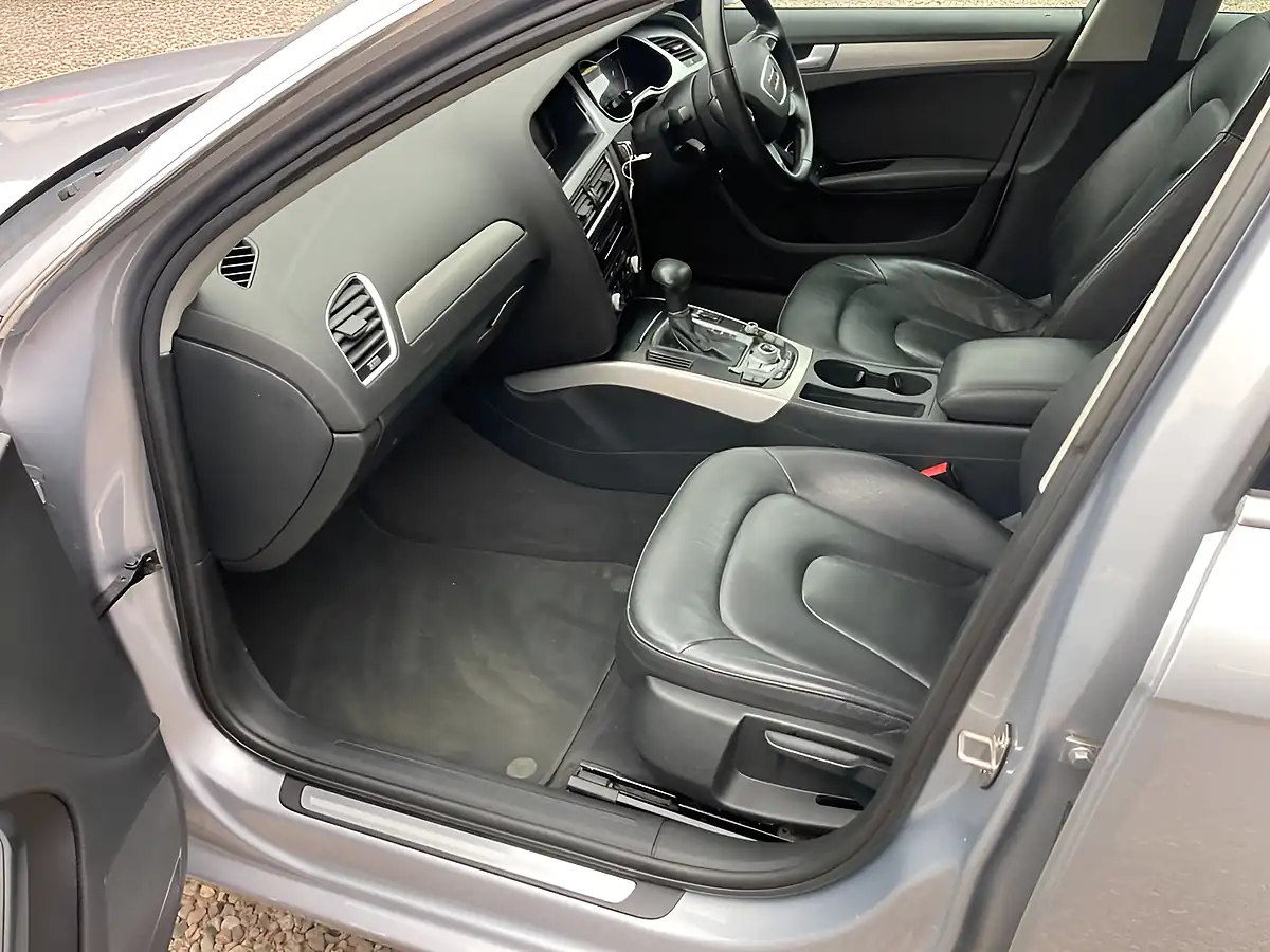 Used 2015 Audi A4 Se Technik Silver - Interior and Exterior details 8