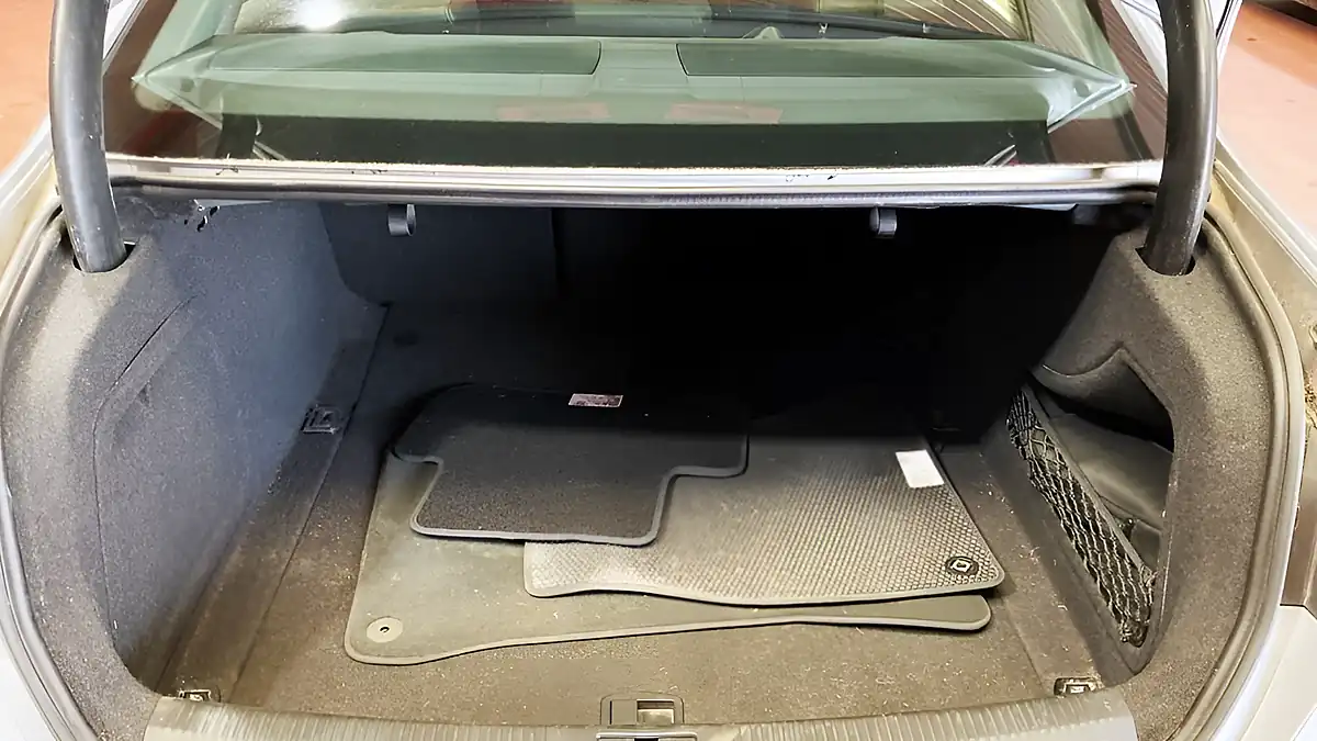 Used 2015 Audi A4 Se Technik Silver - Interior and Exterior details 11
