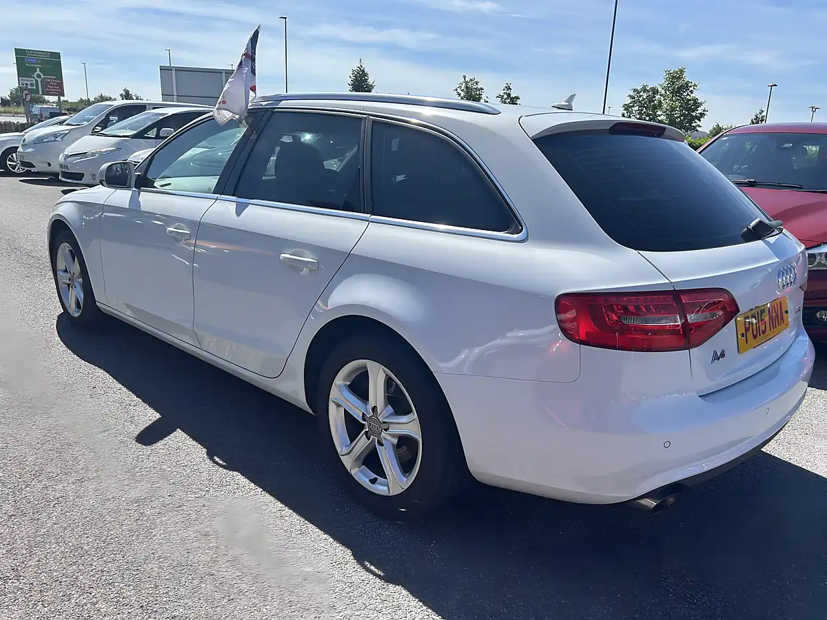 Used 2015 Audi A4 White - Interior and Exterior details 10