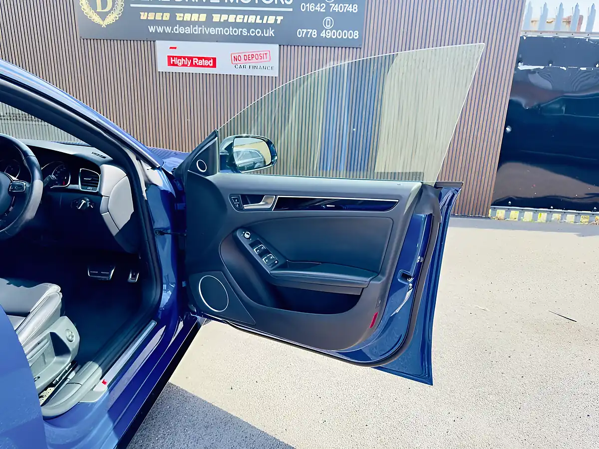 Used 2015 Audi A5 Black Edition Plus Blue - Interior and Exterior details 10