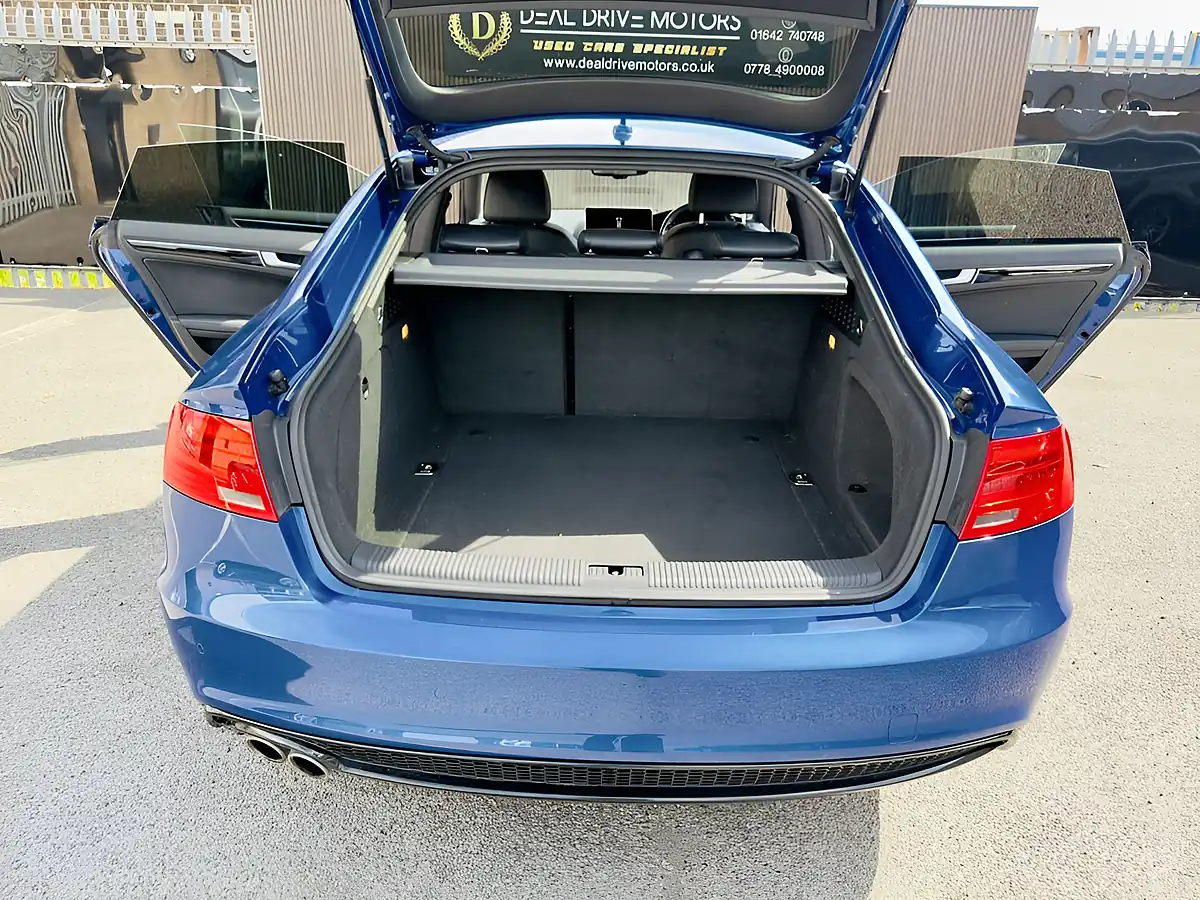 Used 2015 Audi A5 Black Edition Plus Blue - Interior and Exterior details 11