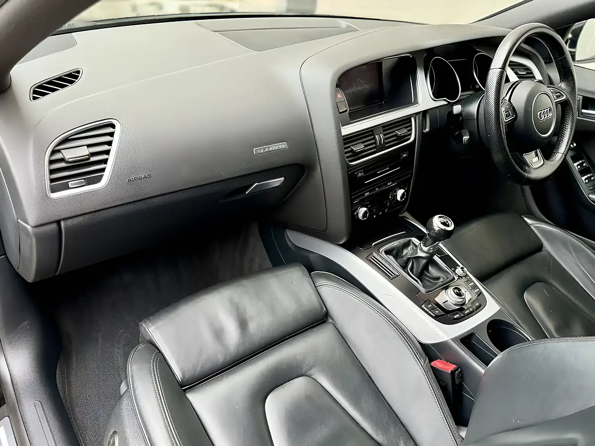 Used 2015 Audi A5 S Line Black - Interior and Exterior details 16