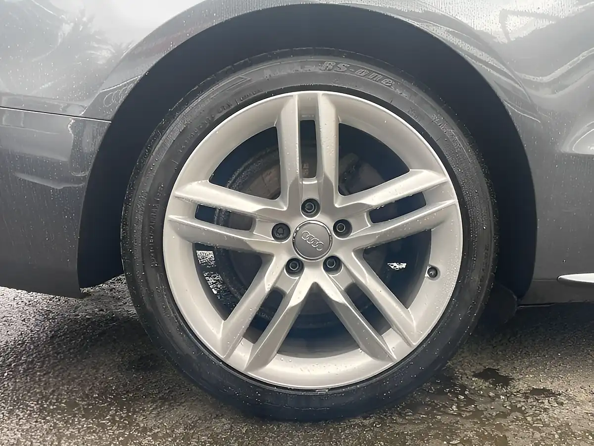 Used 2015 Audi A5 S Line Grey - Interior and Exterior details 10