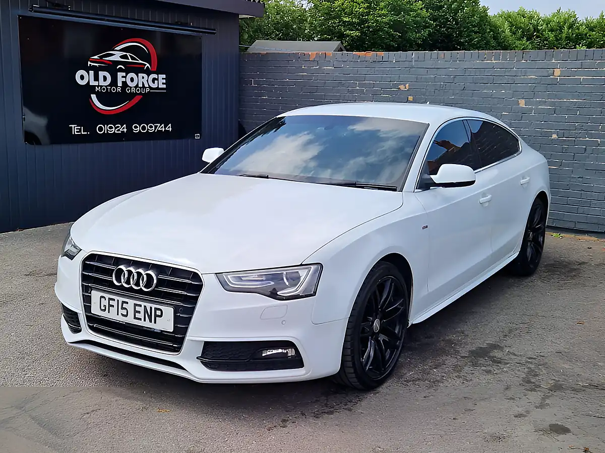 Used 2015 Audi A5 S Line Sportback White - Front View