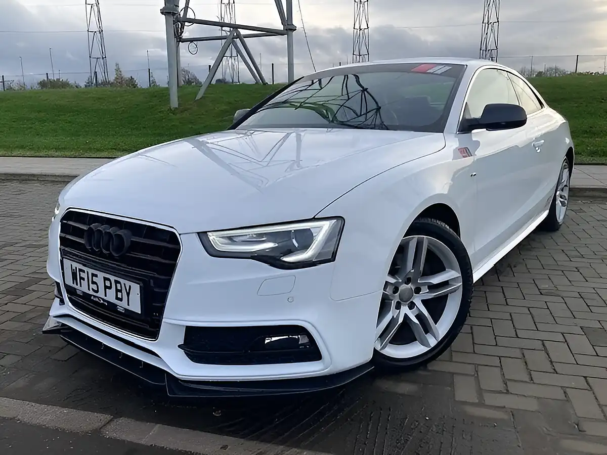 Used 2015 Audi A5 S Line White - Front View