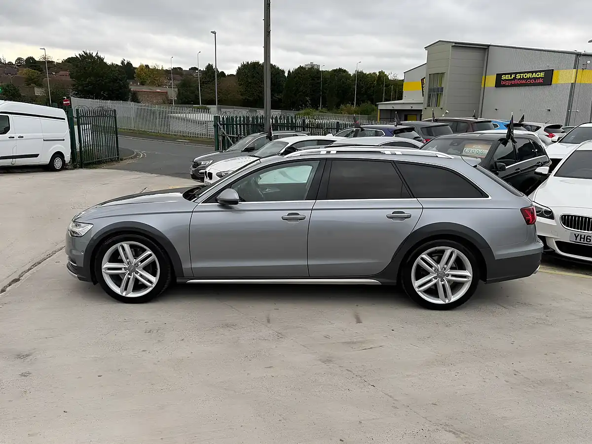 Used 2015 Audi A6 Allroad Grey - Interior and Exterior details 7