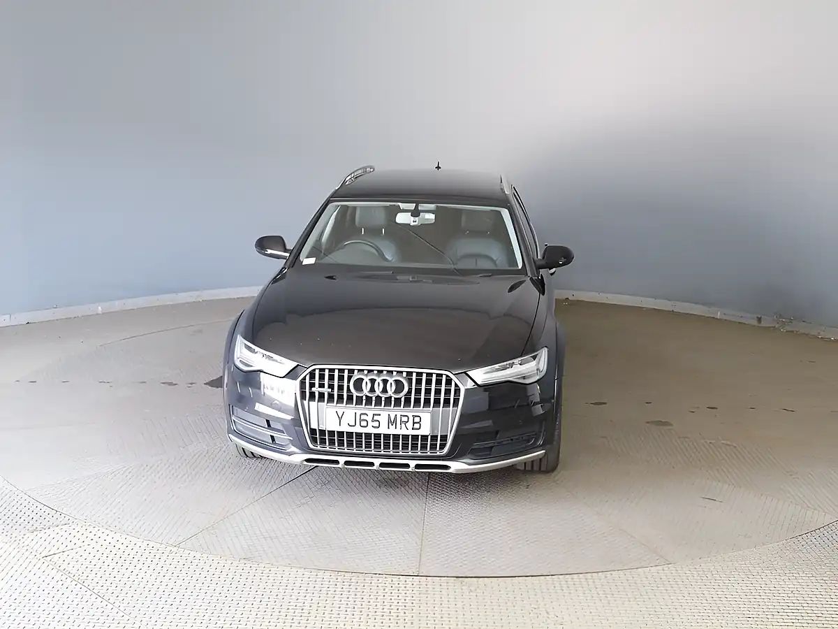 Used 2015 Audi A6 Allroad S Tronic Quattro Black - Interior and Exterior details 11