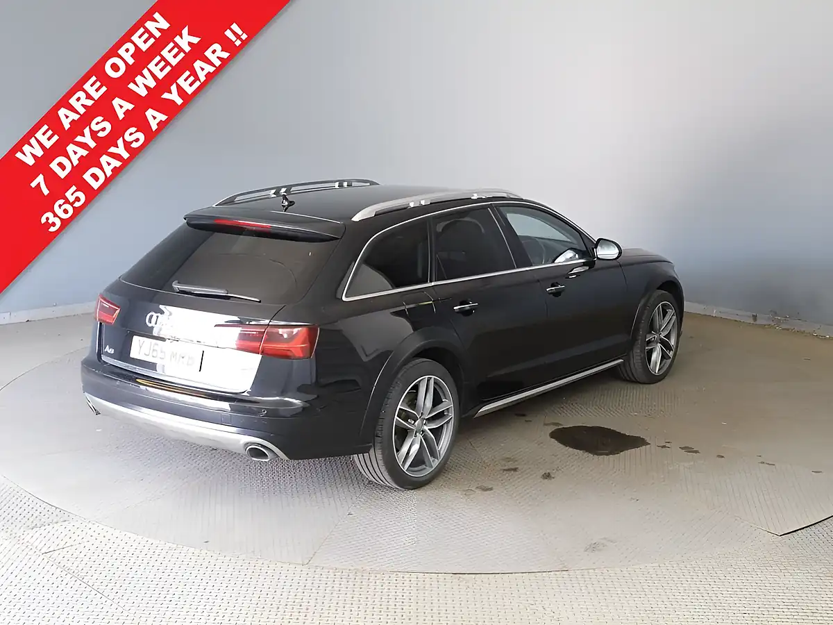 Used 2015 Audi A6 Allroad S Tronic Quattro Black - Interior and Exterior details 2