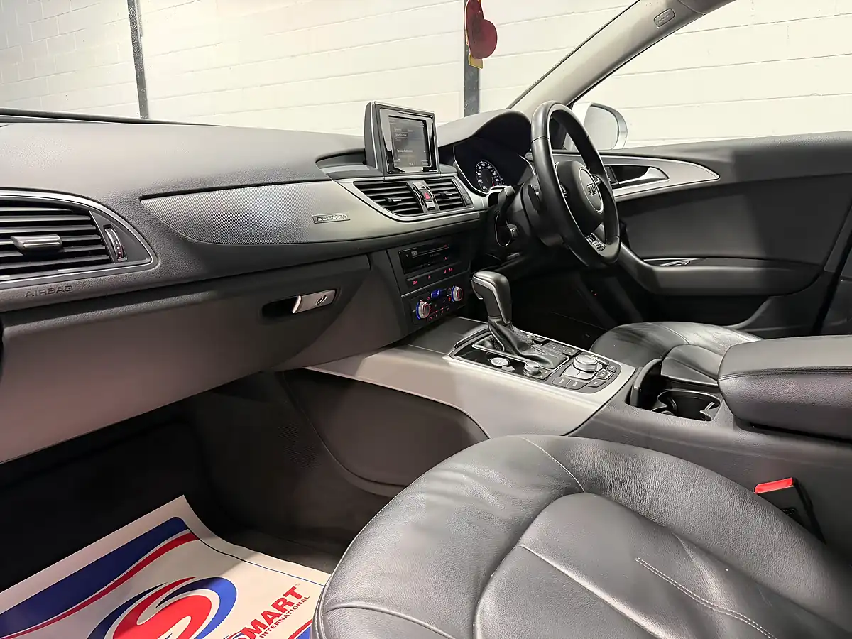 Used 2015 Audi A6 Allroad Silver - Interior and Exterior details 15