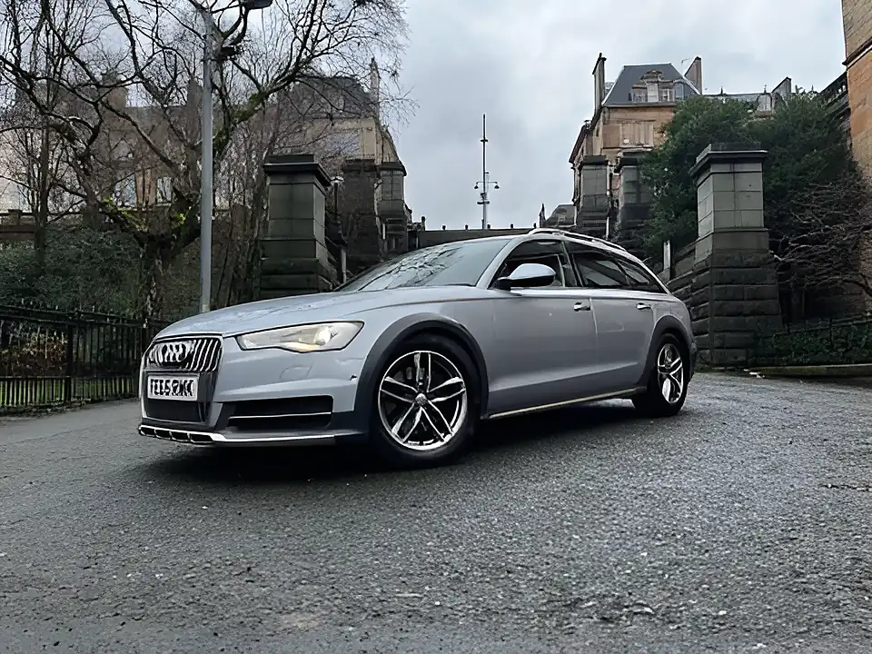 Used 2015 Audi A6 Allroad Silver - Interior and Exterior details 19